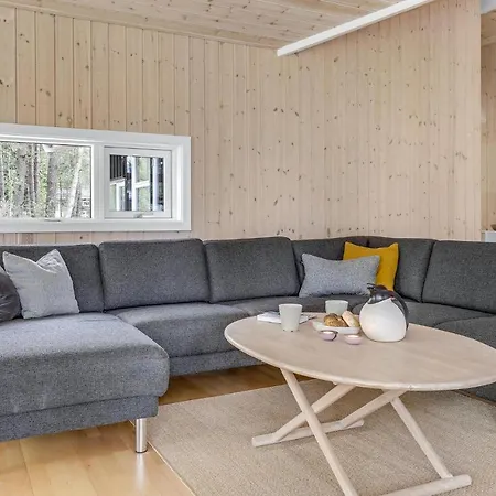 Amazing In Aakirkeby With Wifi Vester Somarken